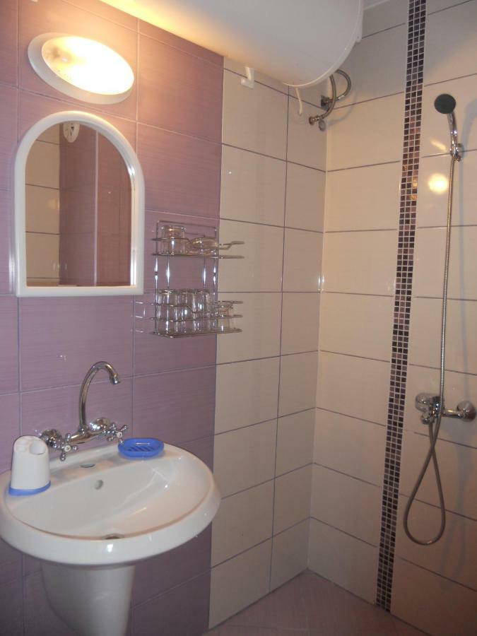 Guest House "Tania" Ahtopol Extérieur photo